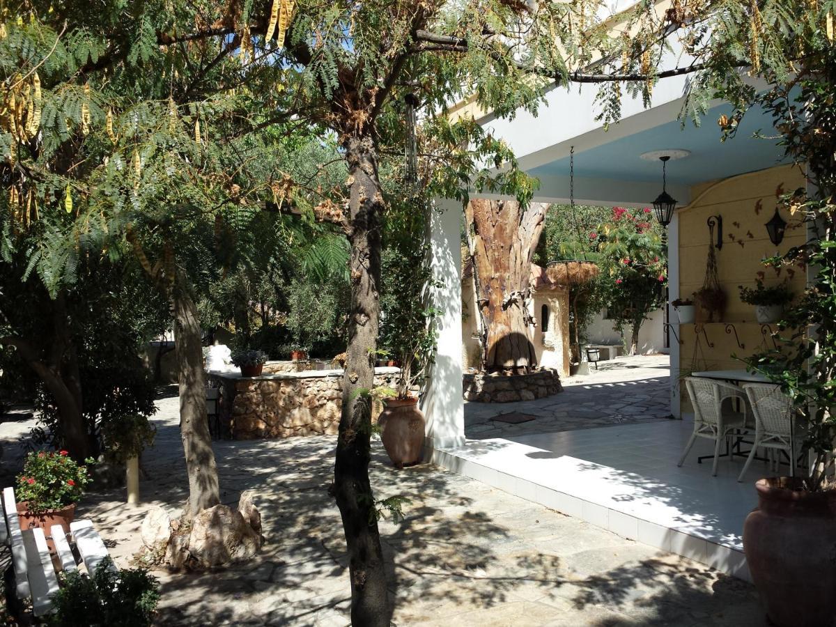Villa Emily ลาโกนิสซี ภายนอก รูปภาพ