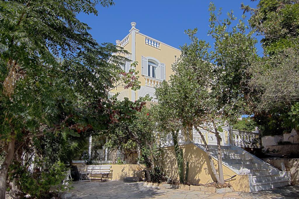 Villa Emily ลาโกนิสซี ภายนอก รูปภาพ
