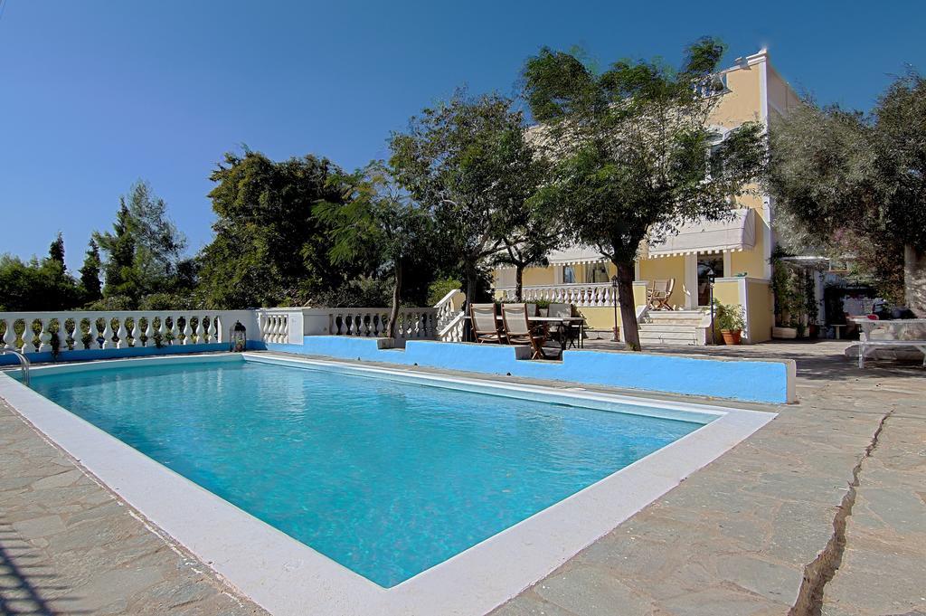 Villa Emily ลาโกนิสซี ภายนอก รูปภาพ